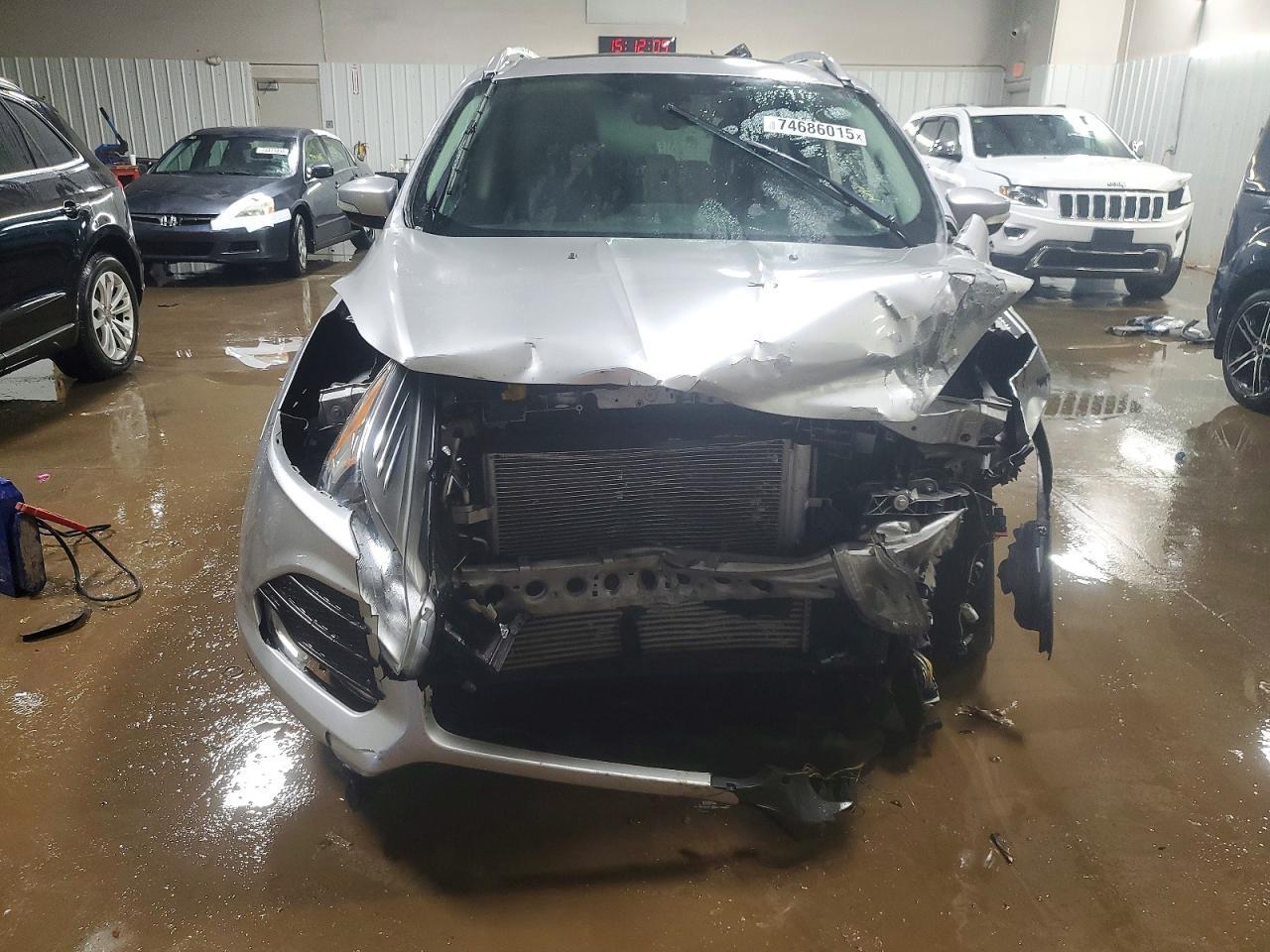 2016 Ford Escape Titanium - Image 5