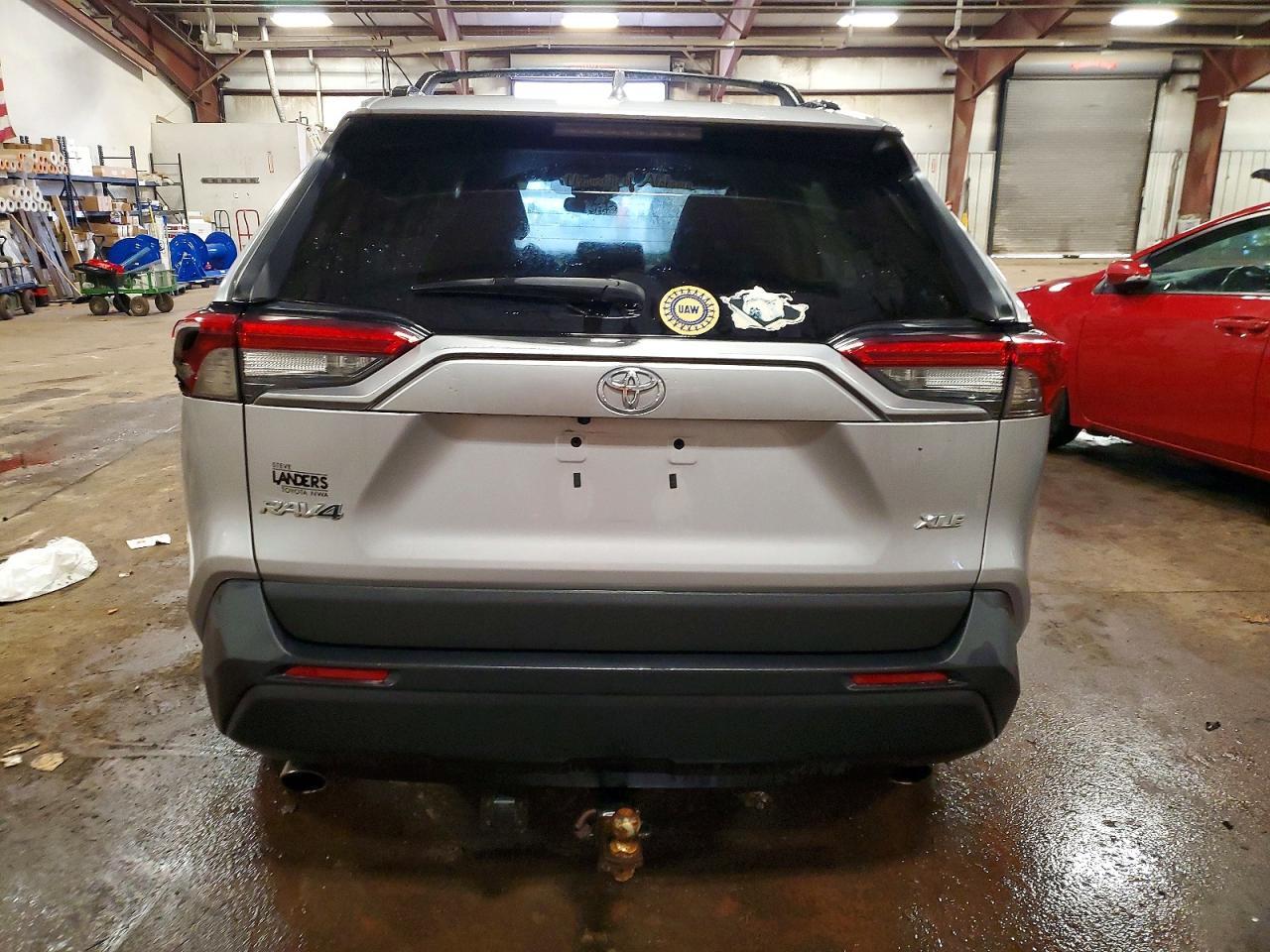 2021 Toyota Rav4 Xle - Фото 6