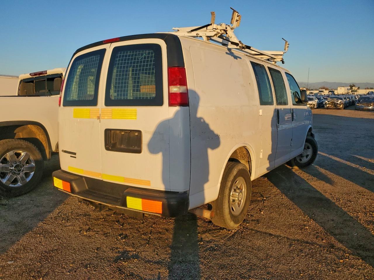 2015 Chevrolet Express G2500 - Image 3