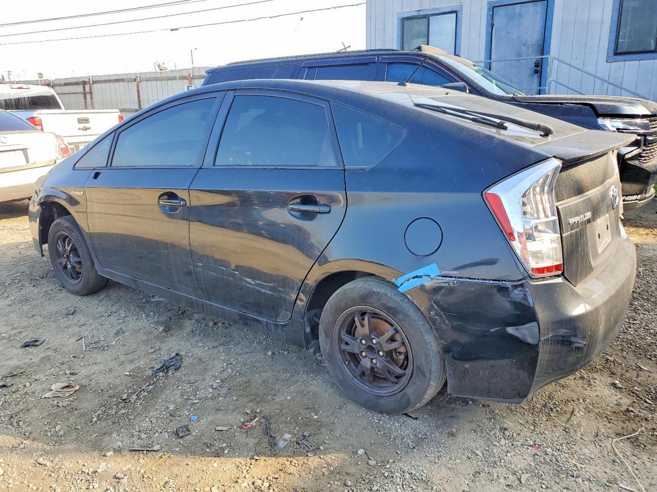 2015 Toyota Prius - Фото 2