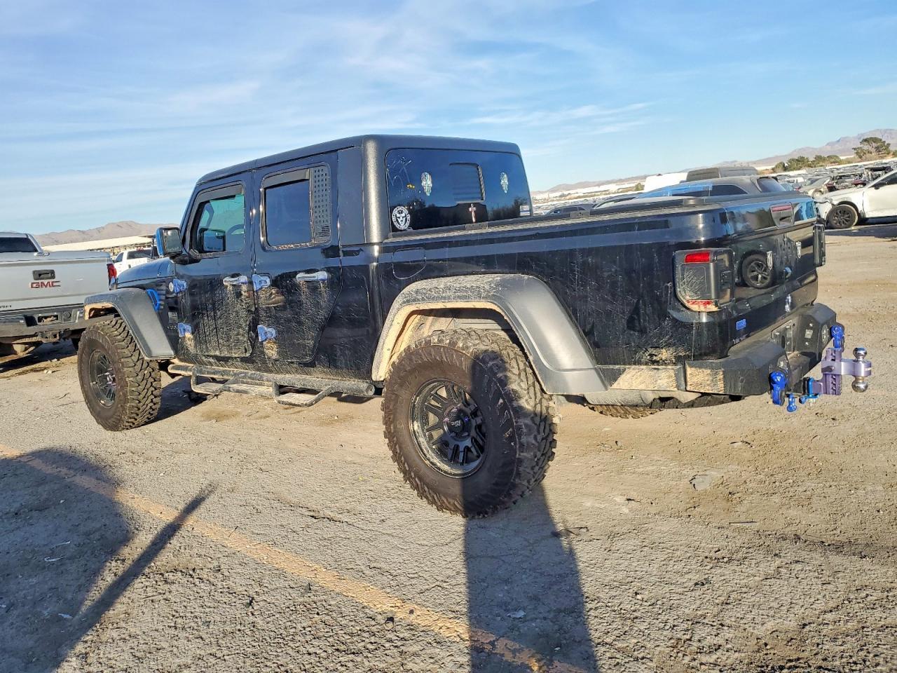 2020 Jeep Gladiator Sport - Фото 2