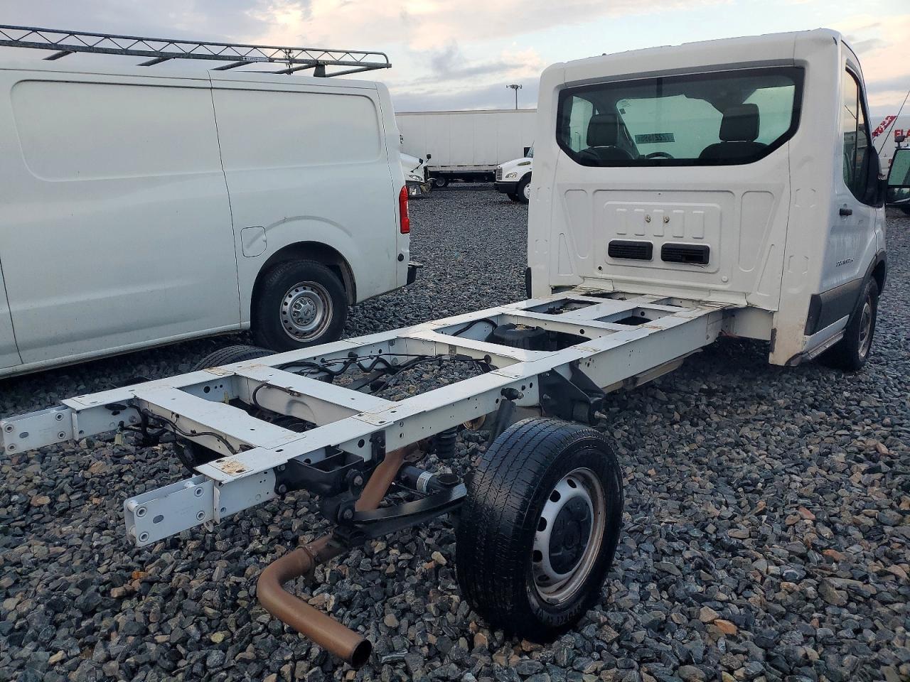 2020 Ford Transit T-350 - Image 3