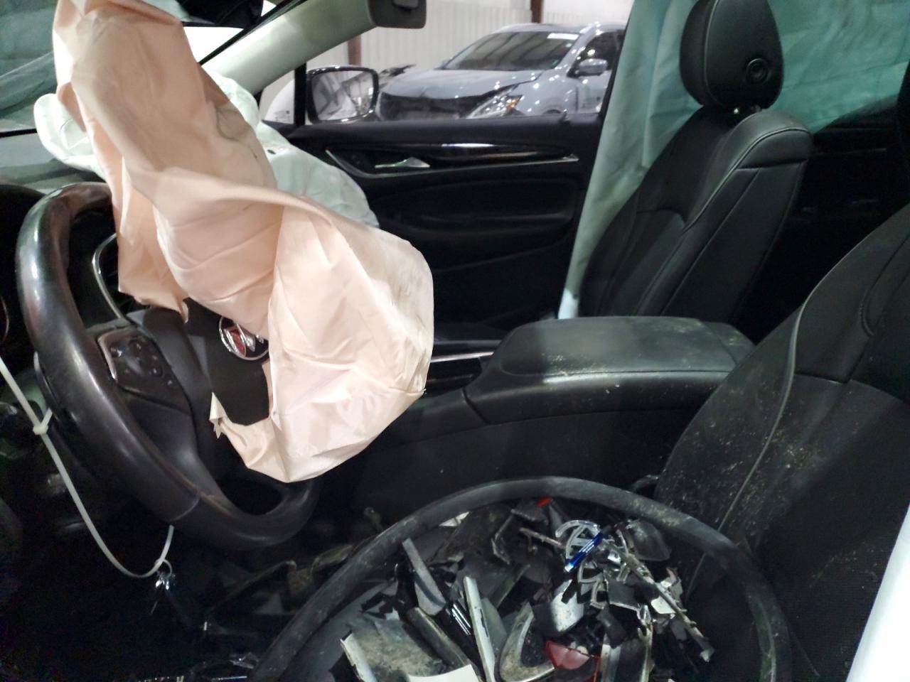 2021 Buick Enclave Avenir - Image 7