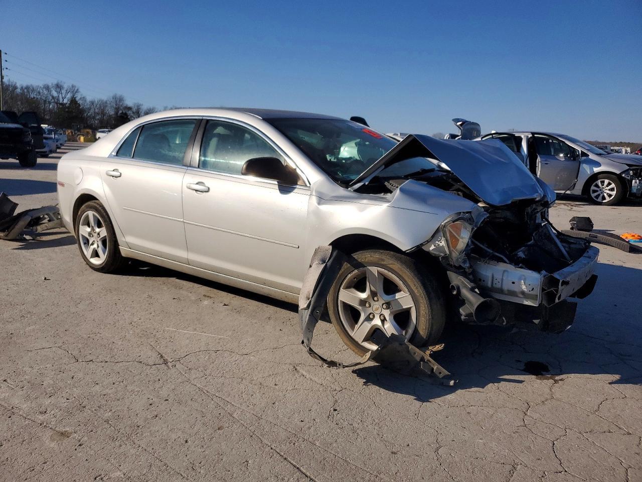 2011 Chevrolet Malibu Ls - Image 4
