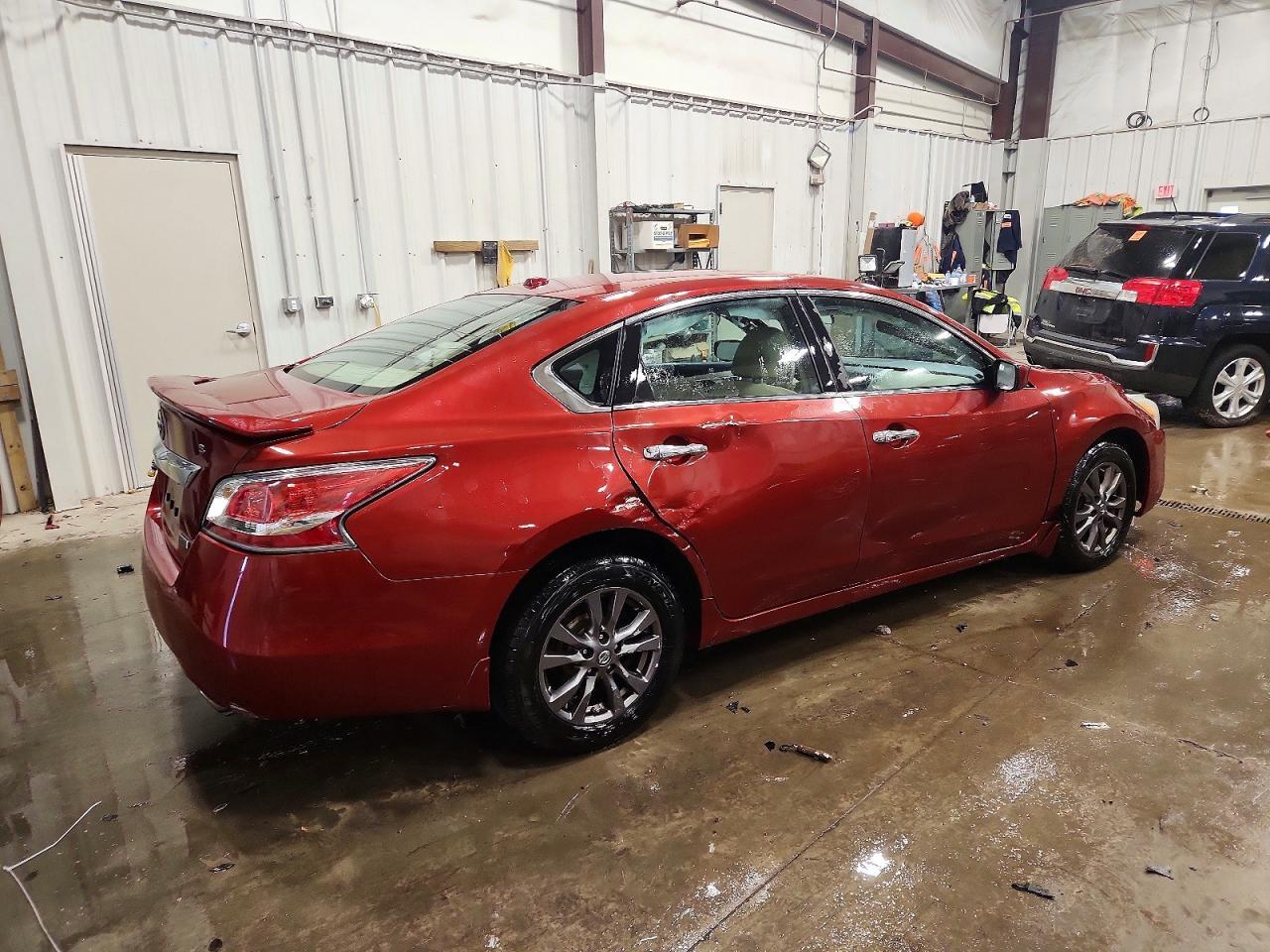 2015 Nissan Altima 2.5 S - Фото 3