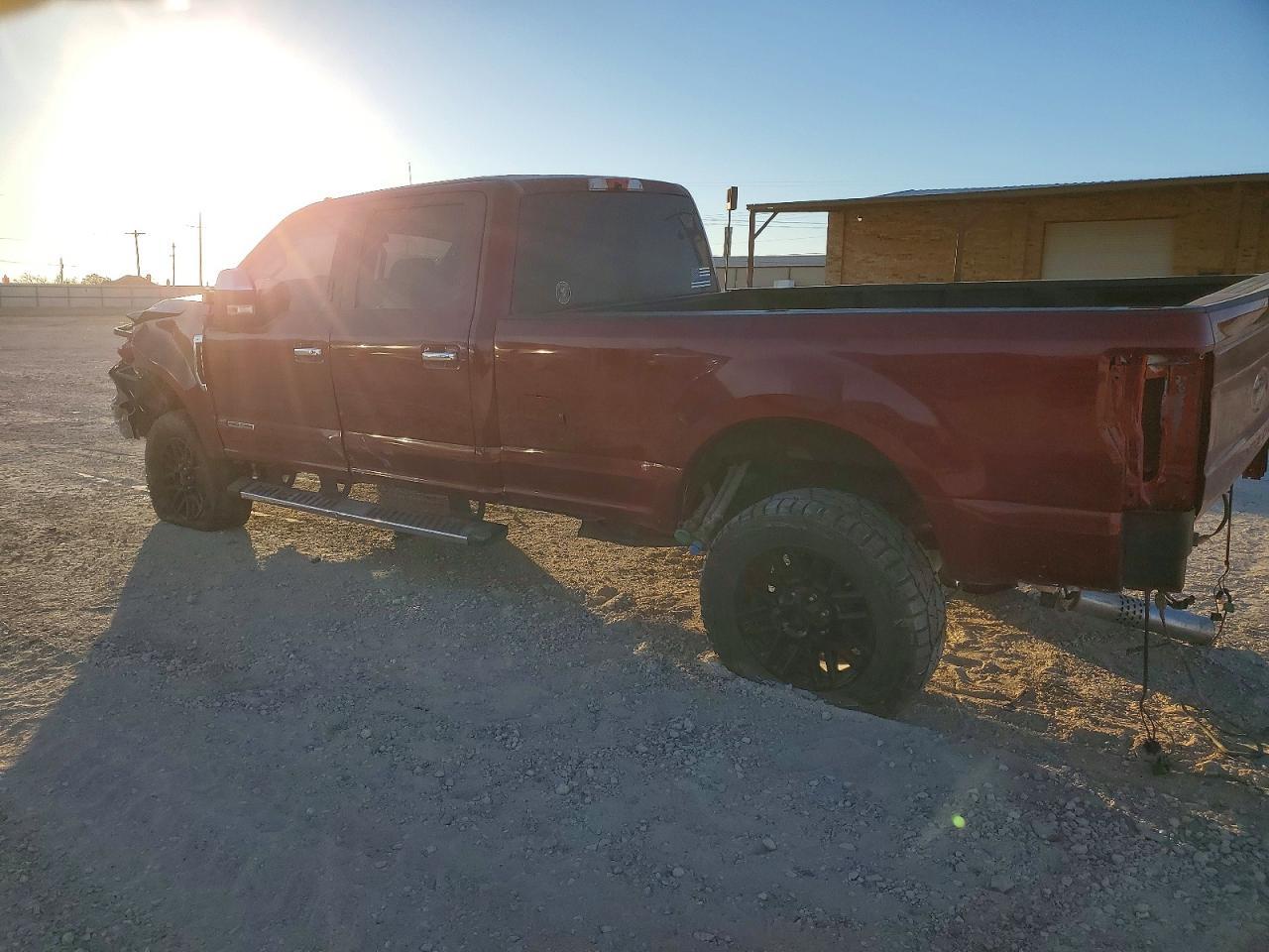 2017 Ford F350 - Image 2