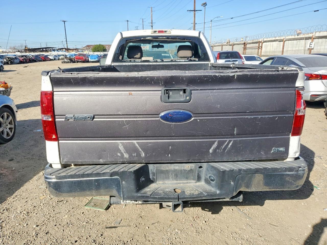 2010 Ford F150 - Image 6