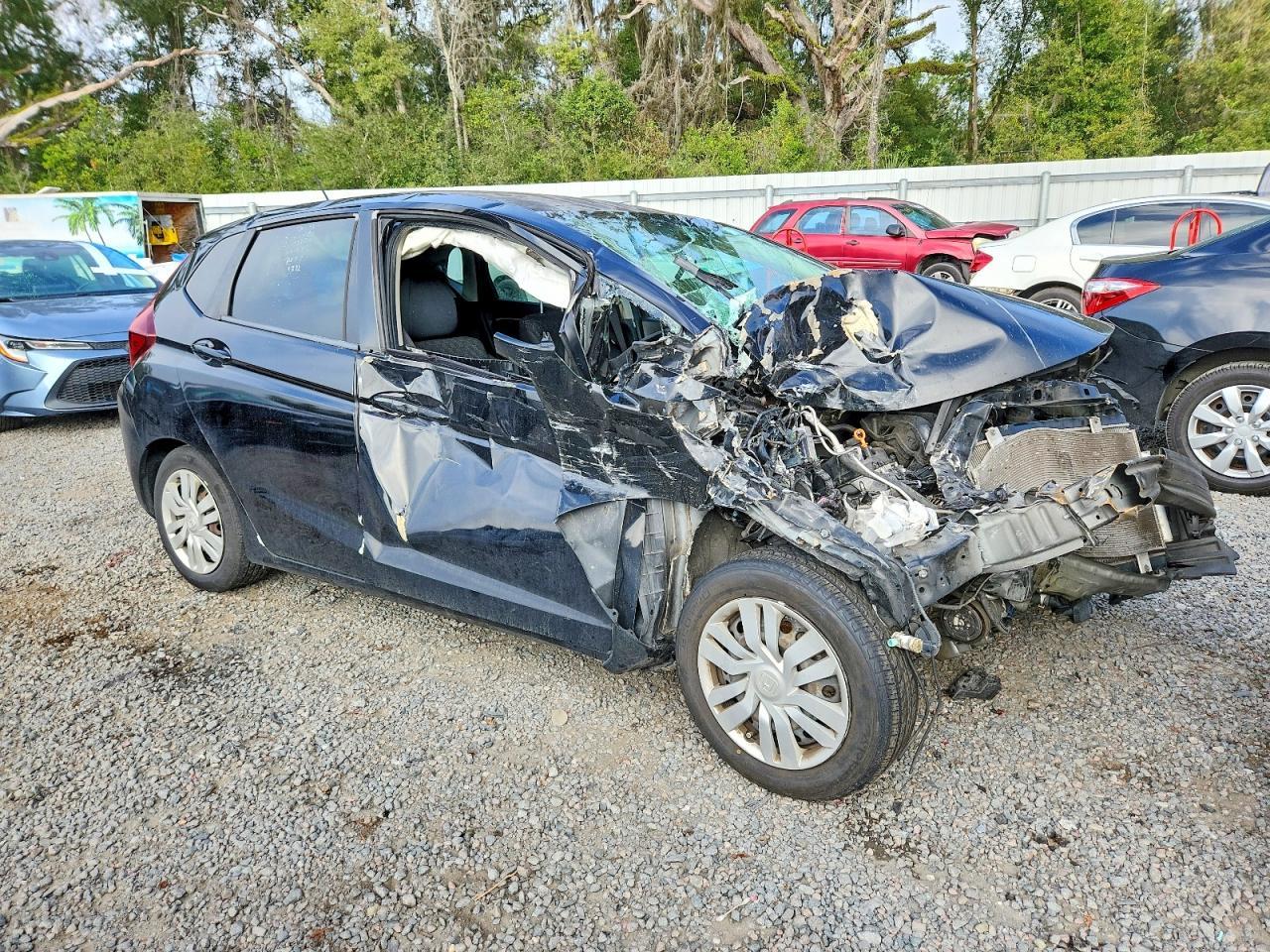 2017 Honda Fit Lx - Image 4