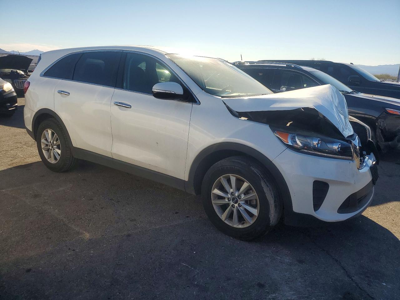 2020 Kia Sorento S - Фото 4