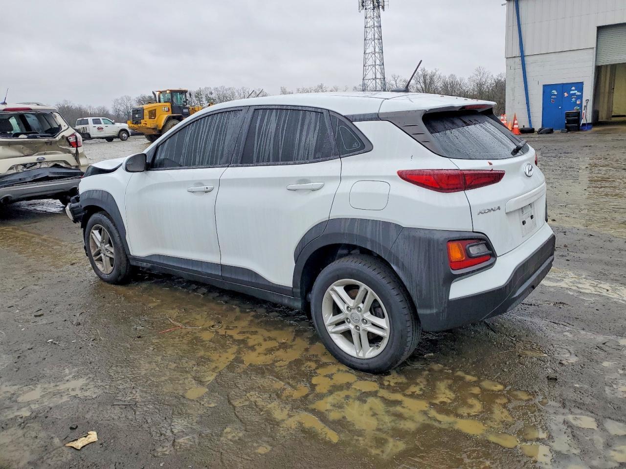 2021 Hyundai Kona Se - Фото 2