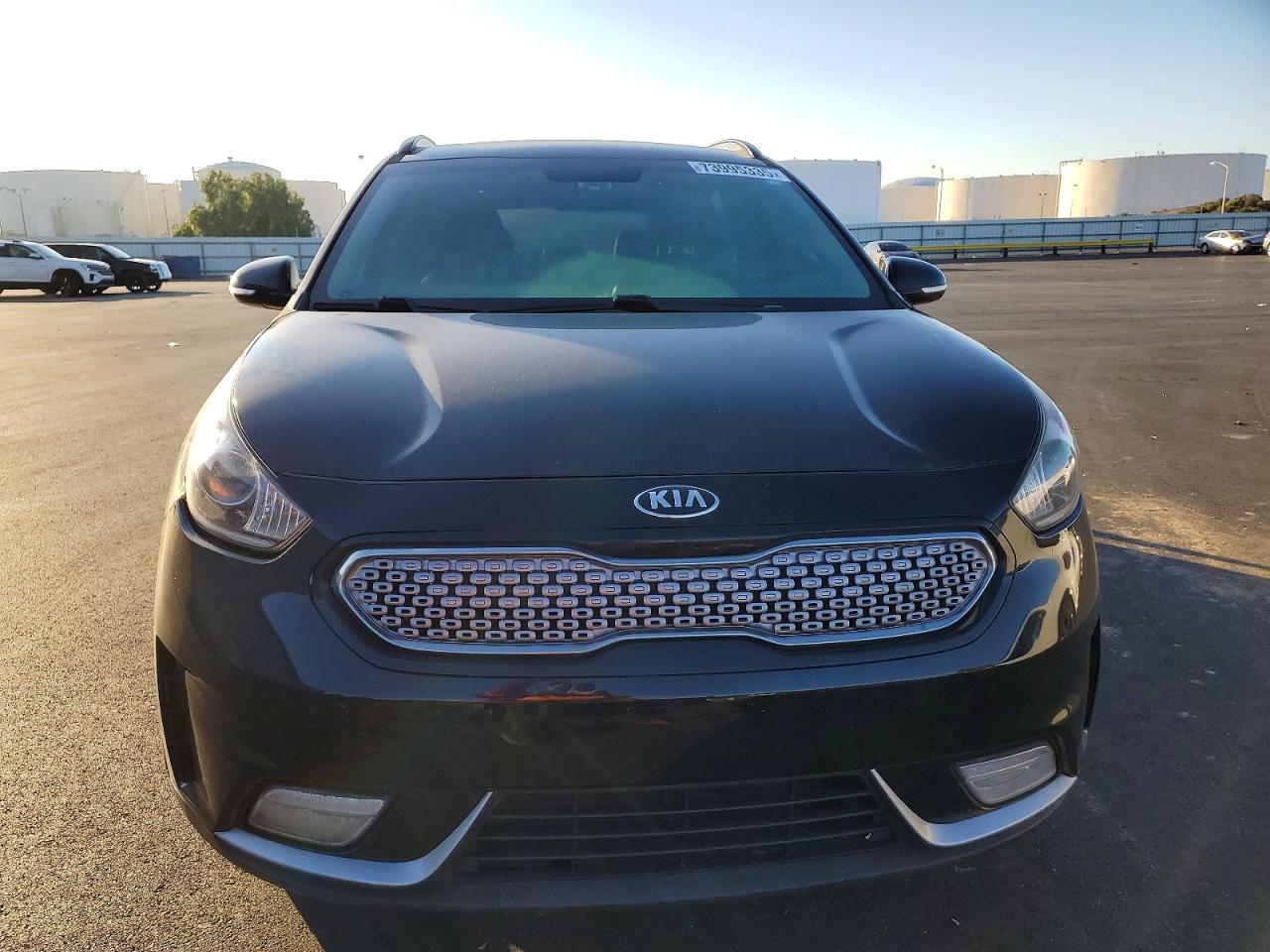 2017 Kia Niro Ex - Image 5