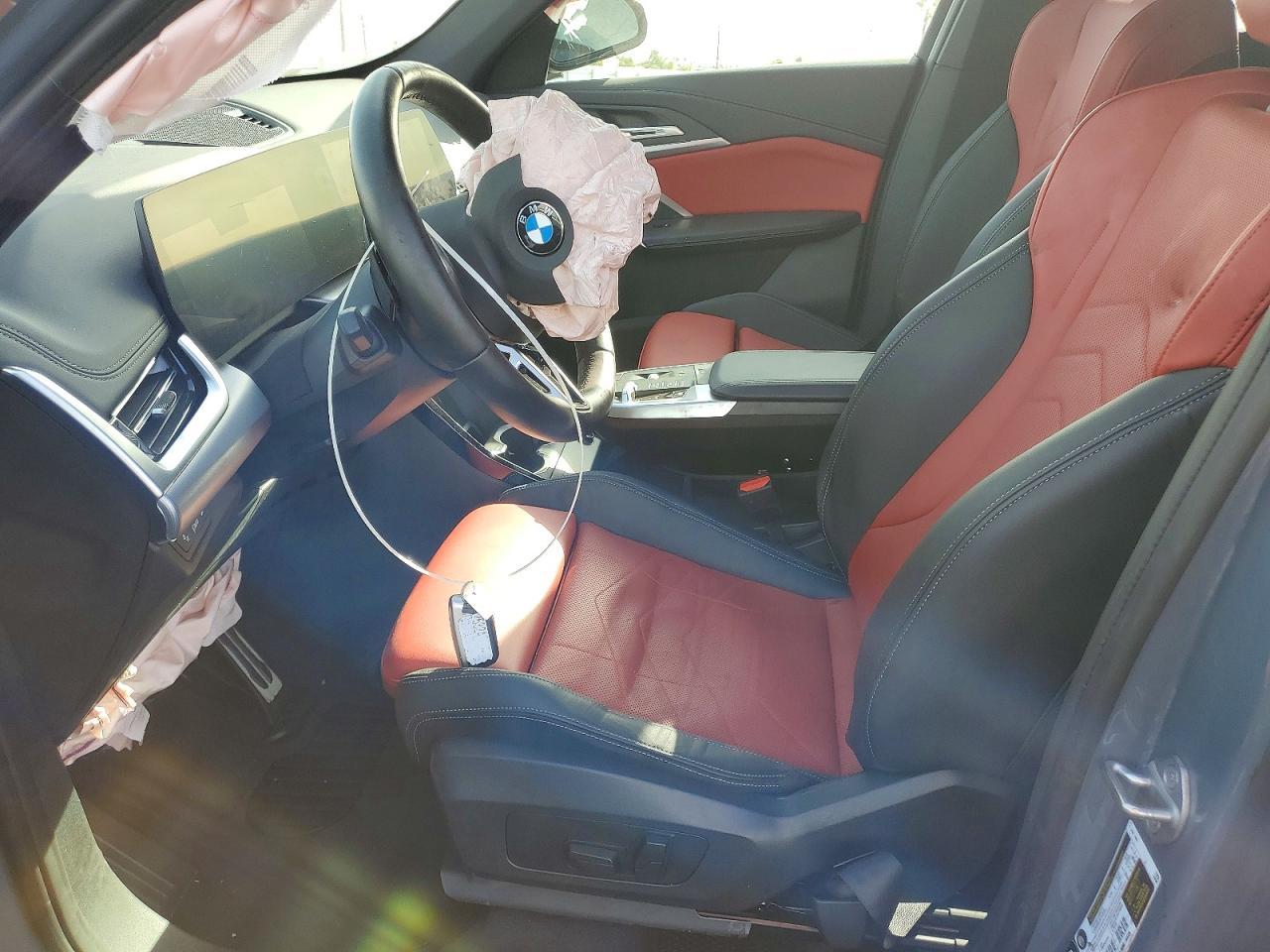 2025 BMW X1 xDrive28I - Image 7