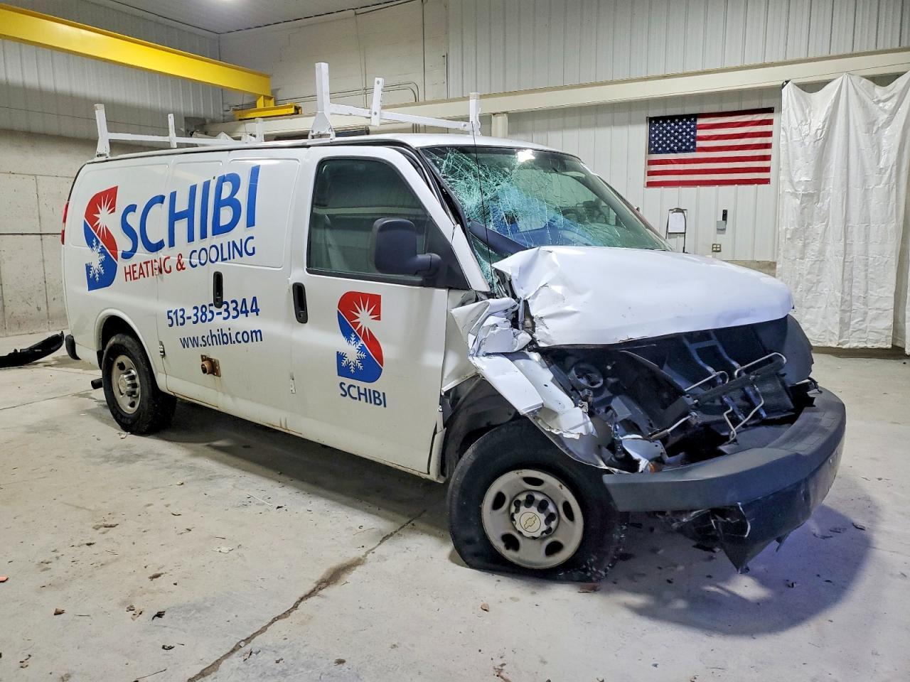 2014 Chevrolet Express G3500 Utility / Service Van - Фото 4