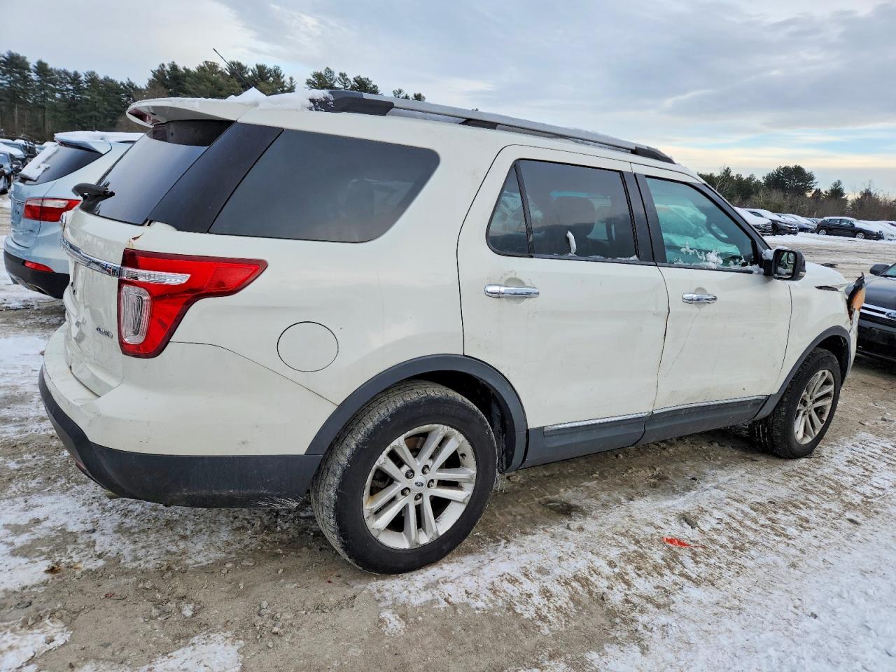 2012 Ford Explorer Xlt - Фото 3