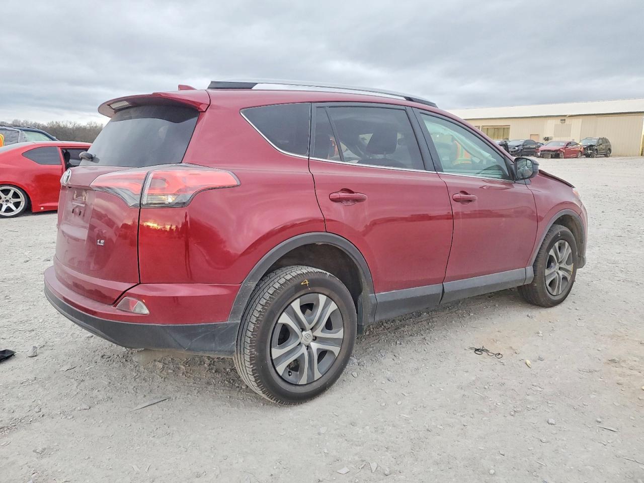 2018 Toyota Rav4 Le - Фото 3