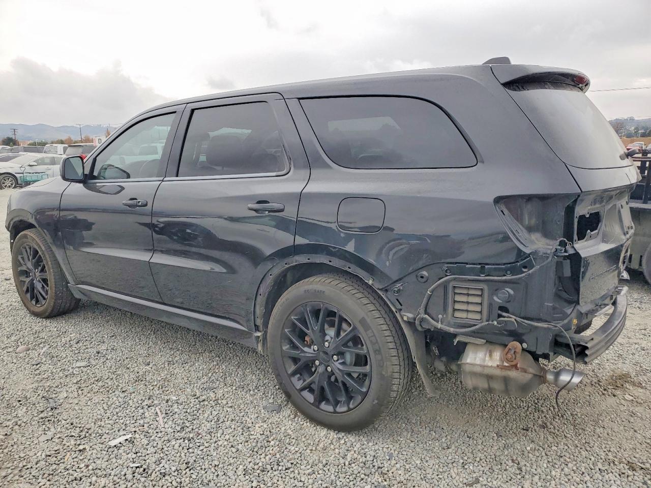 2015 Dodge Durango Sxt - Image 2