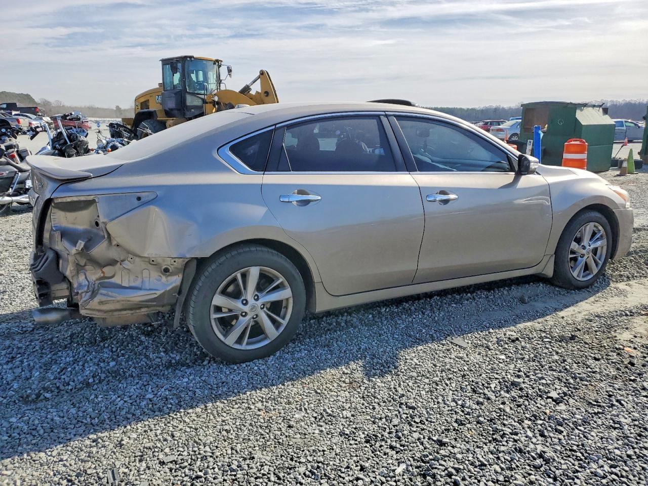 2015 Nissan Altima 2.5 - Image 3