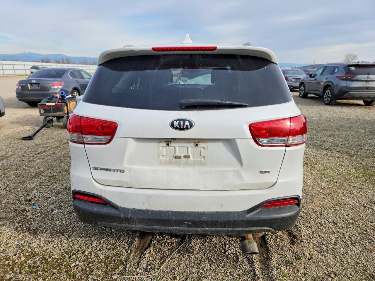 2017 Kia Sorento Lx - Фото 6