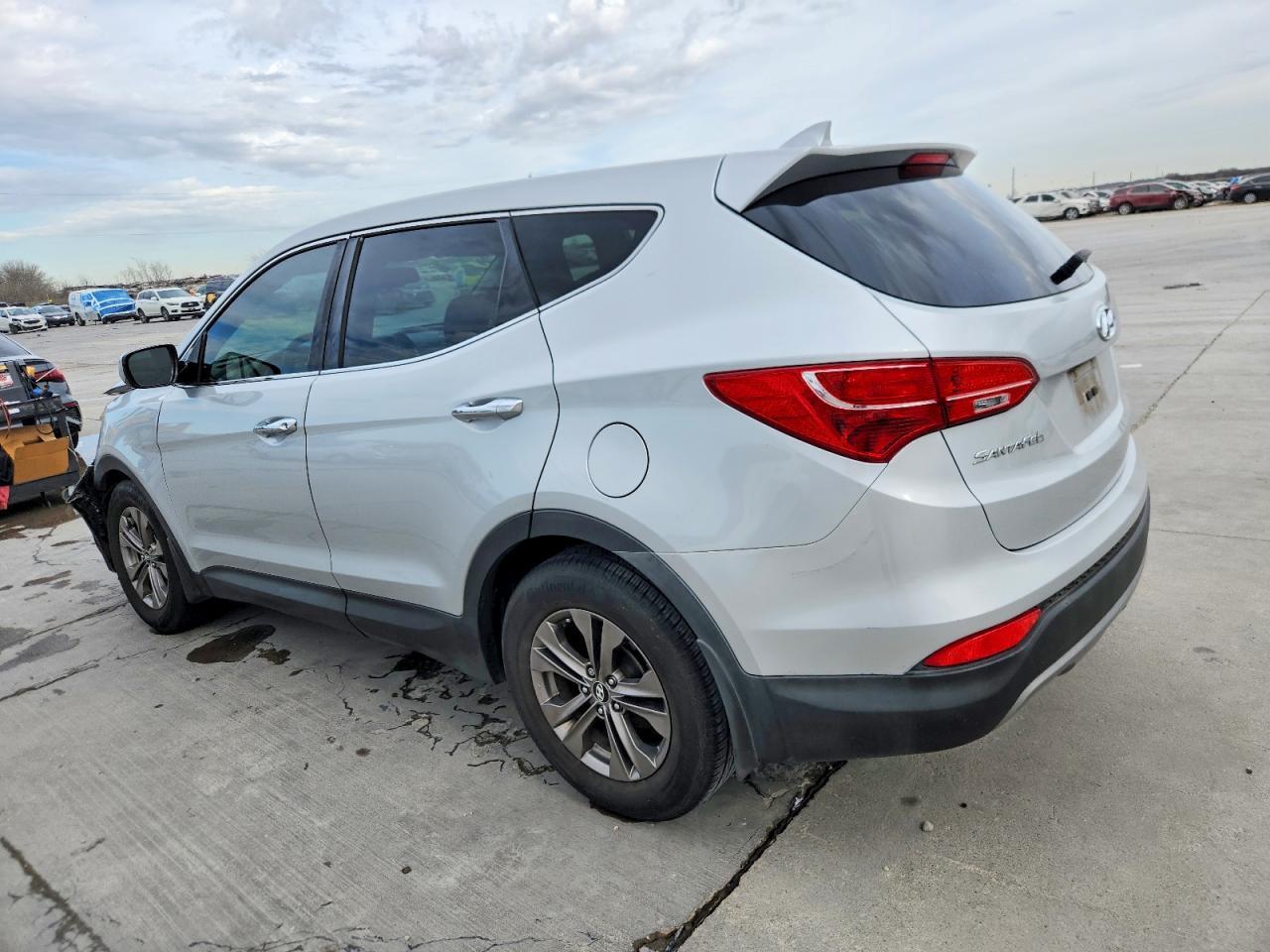 2013 Hyundai Santa Fe Sport 2.4L - Image 2