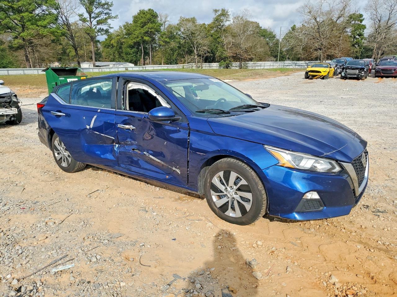 2019 Nissan Altima S - Image 4