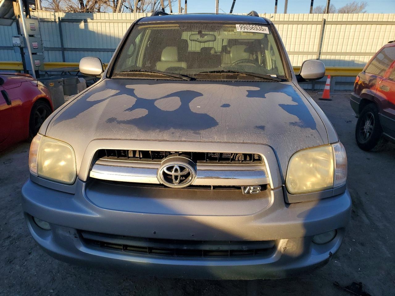 2005 Toyota Sequoia - Фото 5