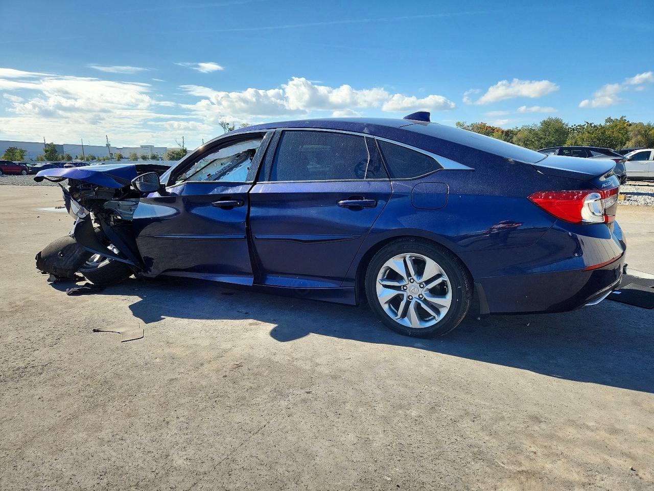 2020 Honda Accord Lx - Фото 2