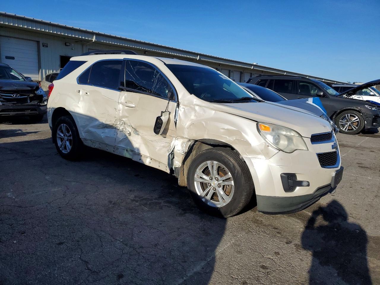 2015 Chevrolet Equinox - Фото 4