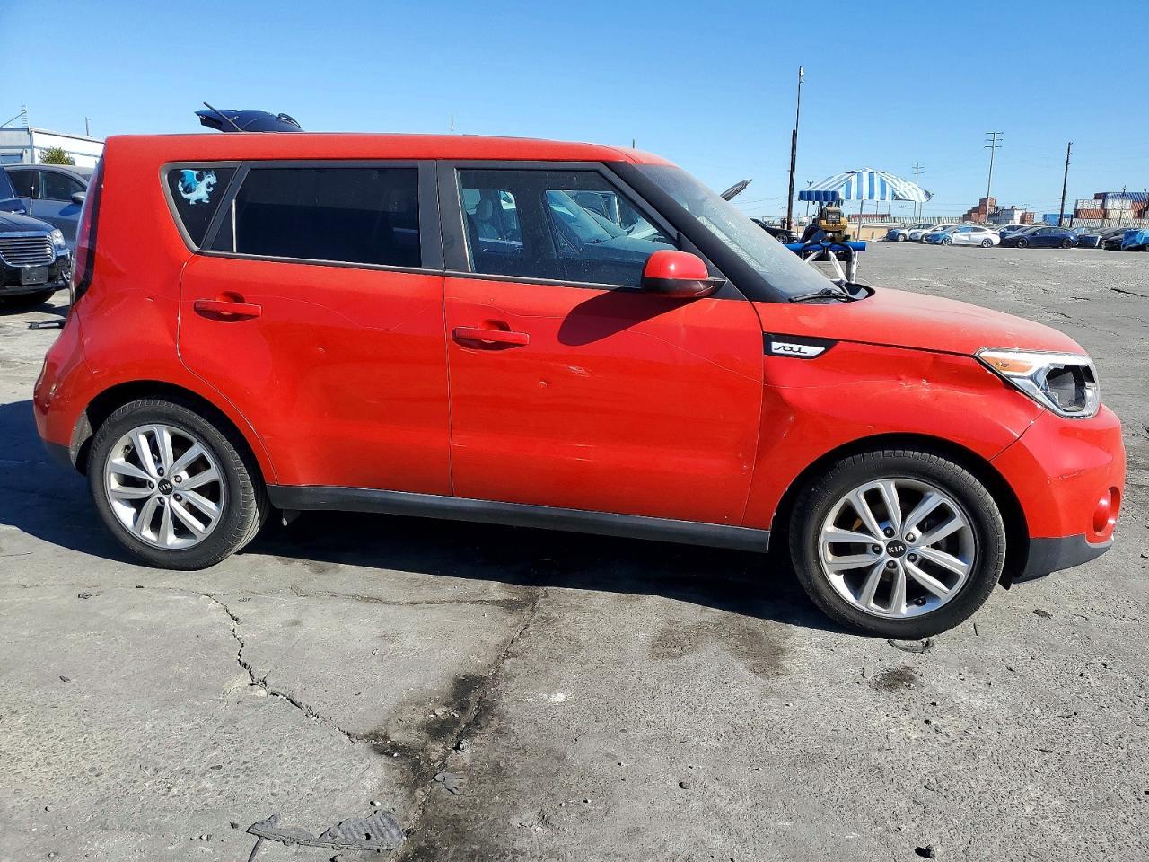 2019 Kia Soul + - Image 4