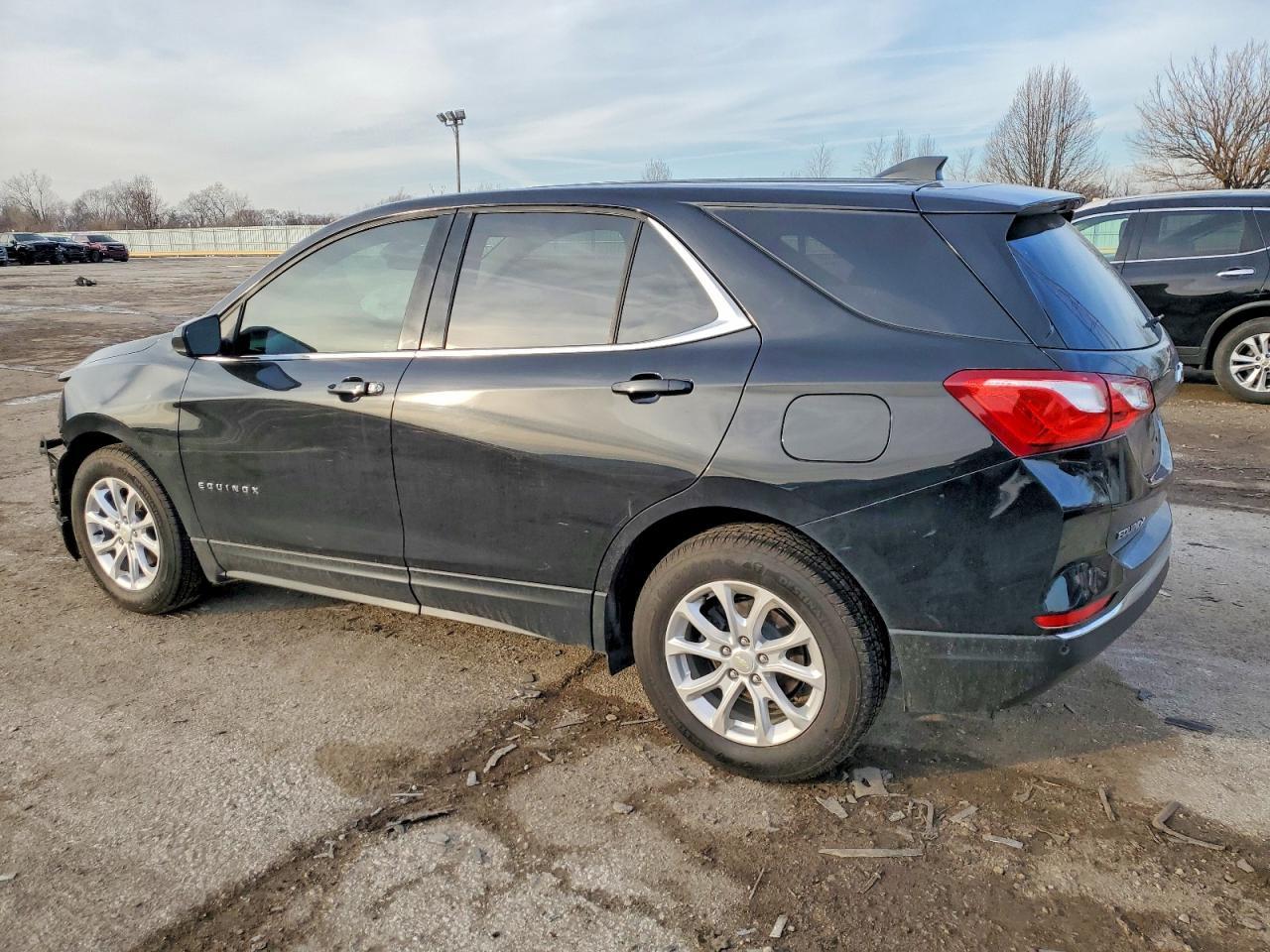 2020 Chevrolet Equinox Lt - Image 2