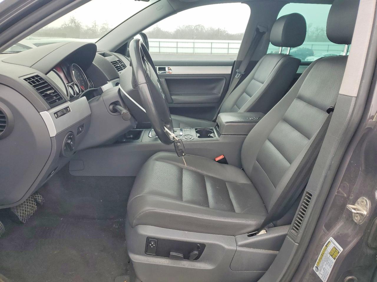 2008 Volkswagen Touareg 2 V6 - Фото 7