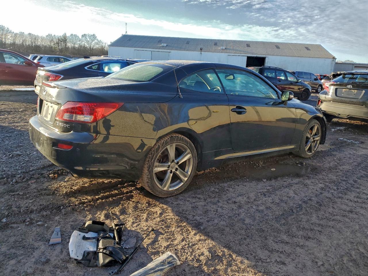 2015 Lexus Is 250 - Image 3