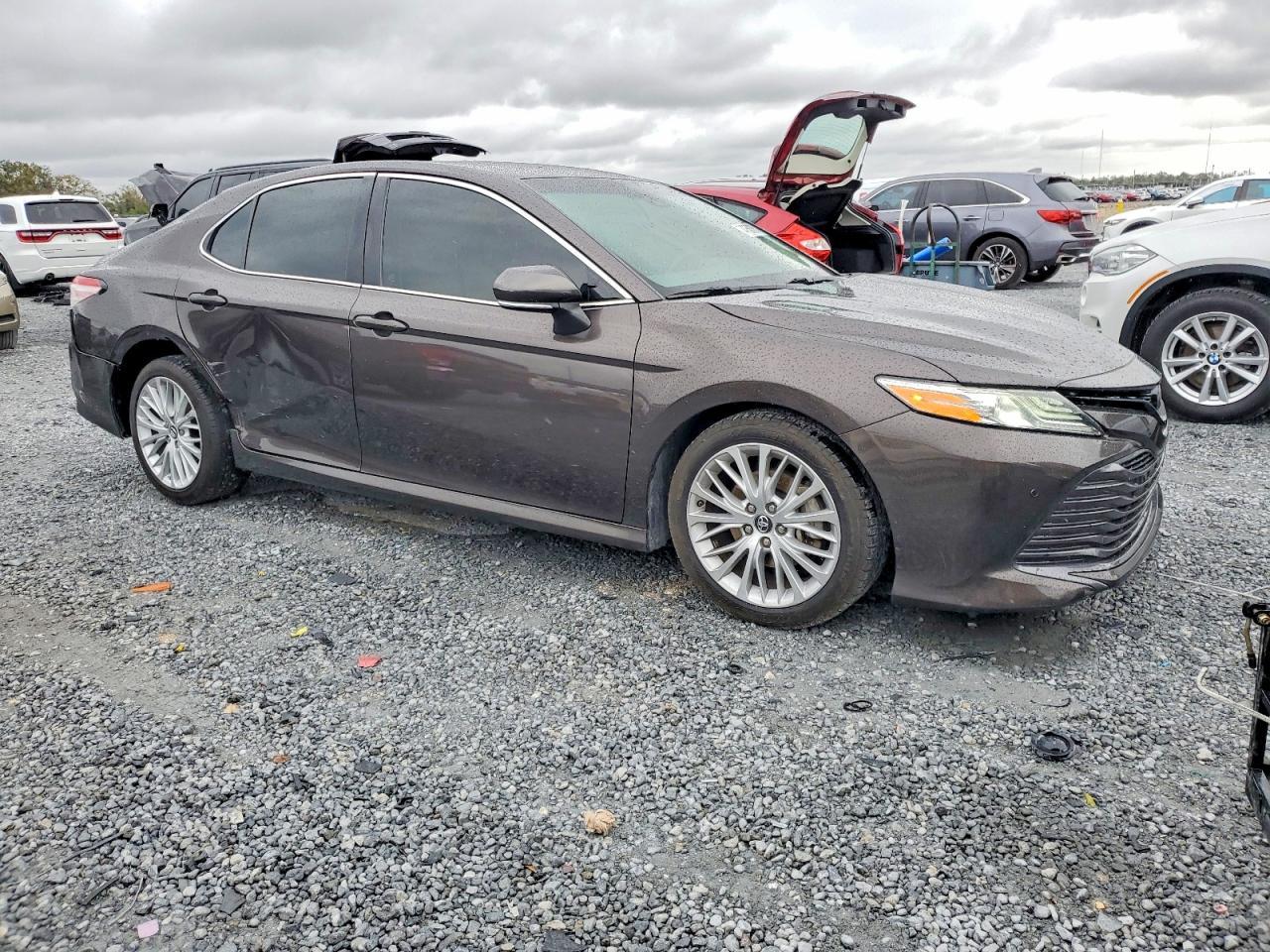 2018 Toyota Camry L - Фото 4