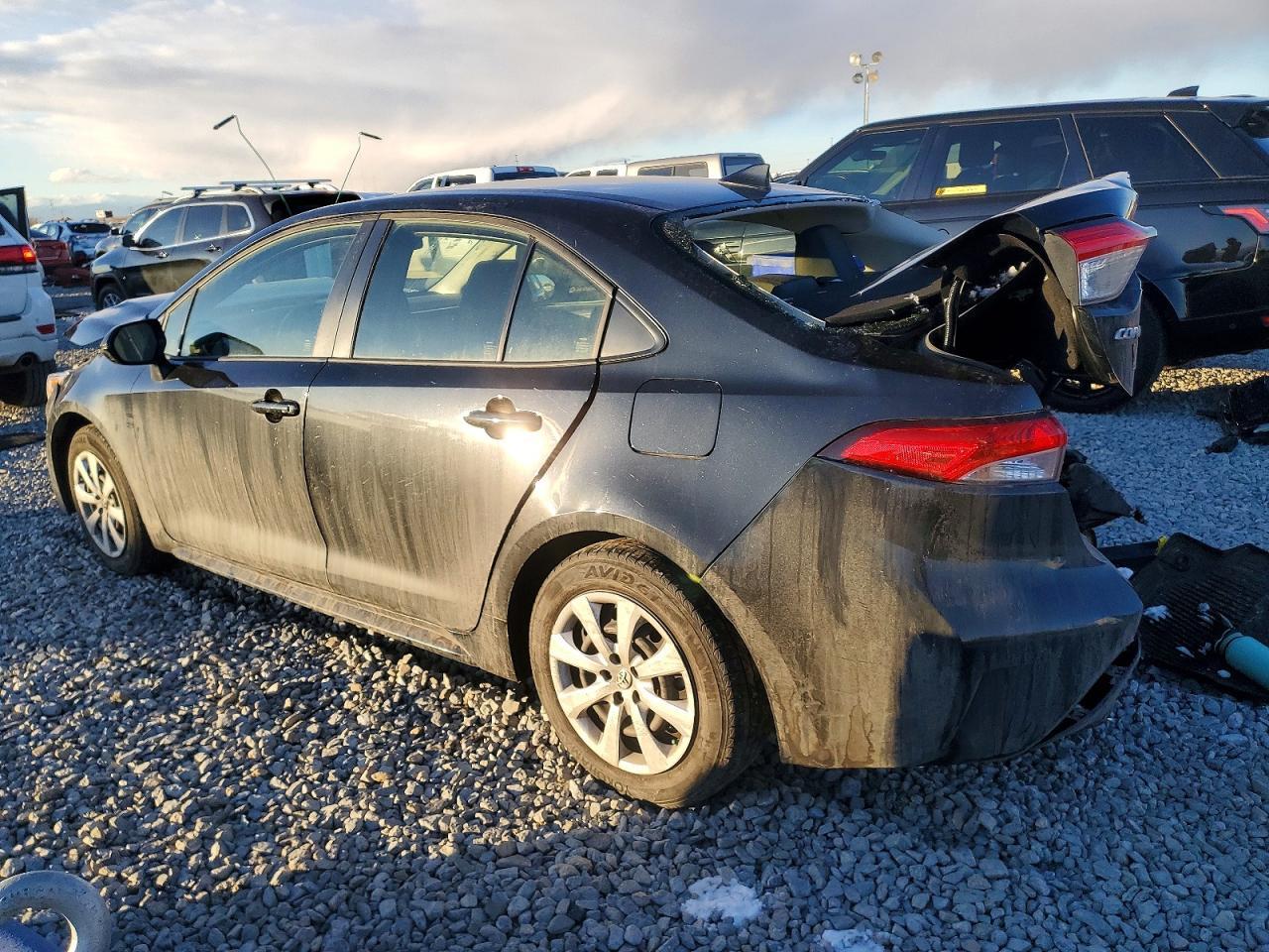 2022 Toyota Corolla Le - Фото 2