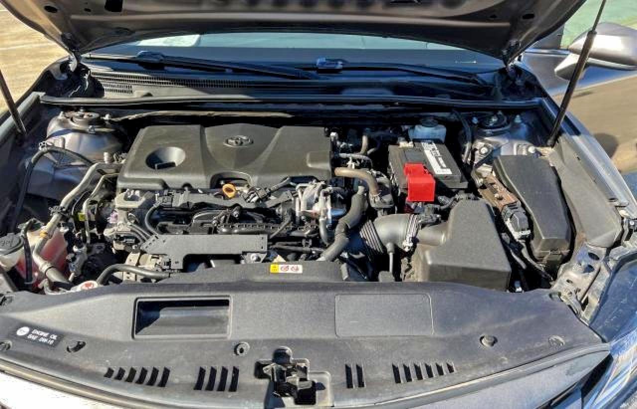 2020 Toyota Camry Le - Image 7