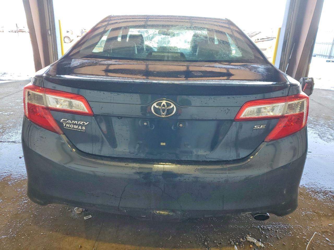 2014 Toyota Camry L - Image 6