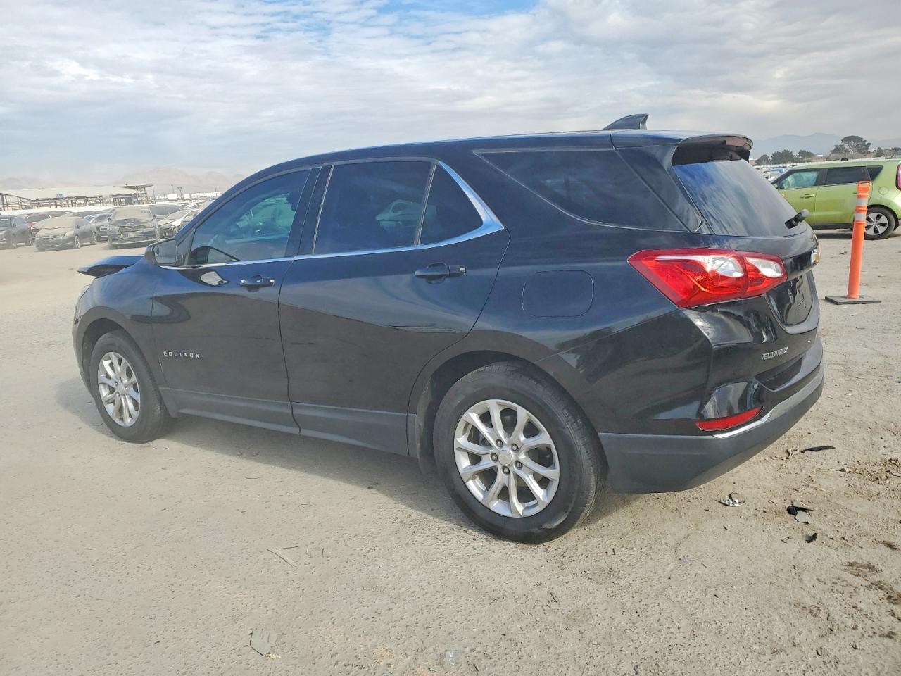 2020 Chevrolet Equinox Lt - Фото 2