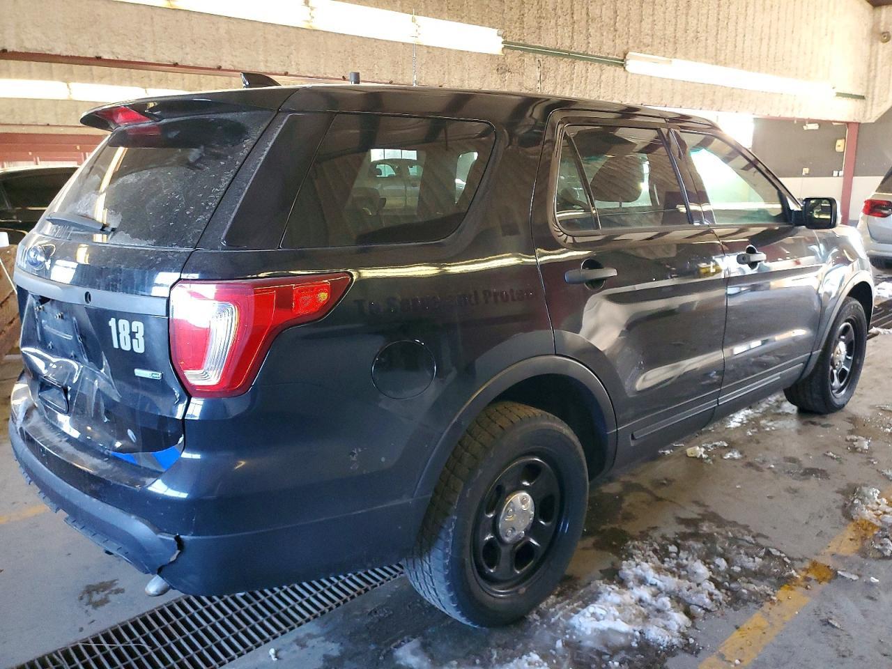 2017 Ford Explorer Police Interceptor - Image 3