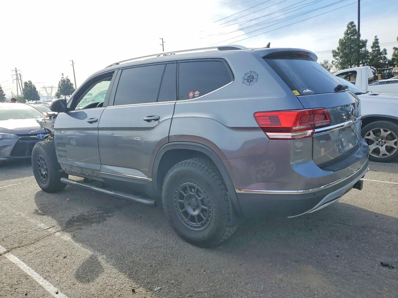 2019 Volkswagen Atlas Sel - Image 2