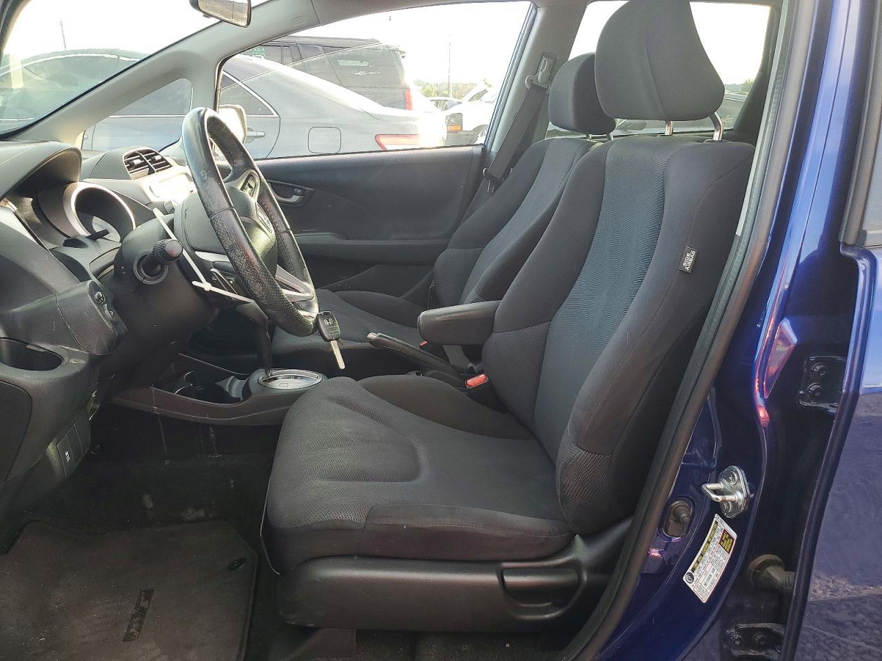 2011 Honda Fit Sport - Фото 7