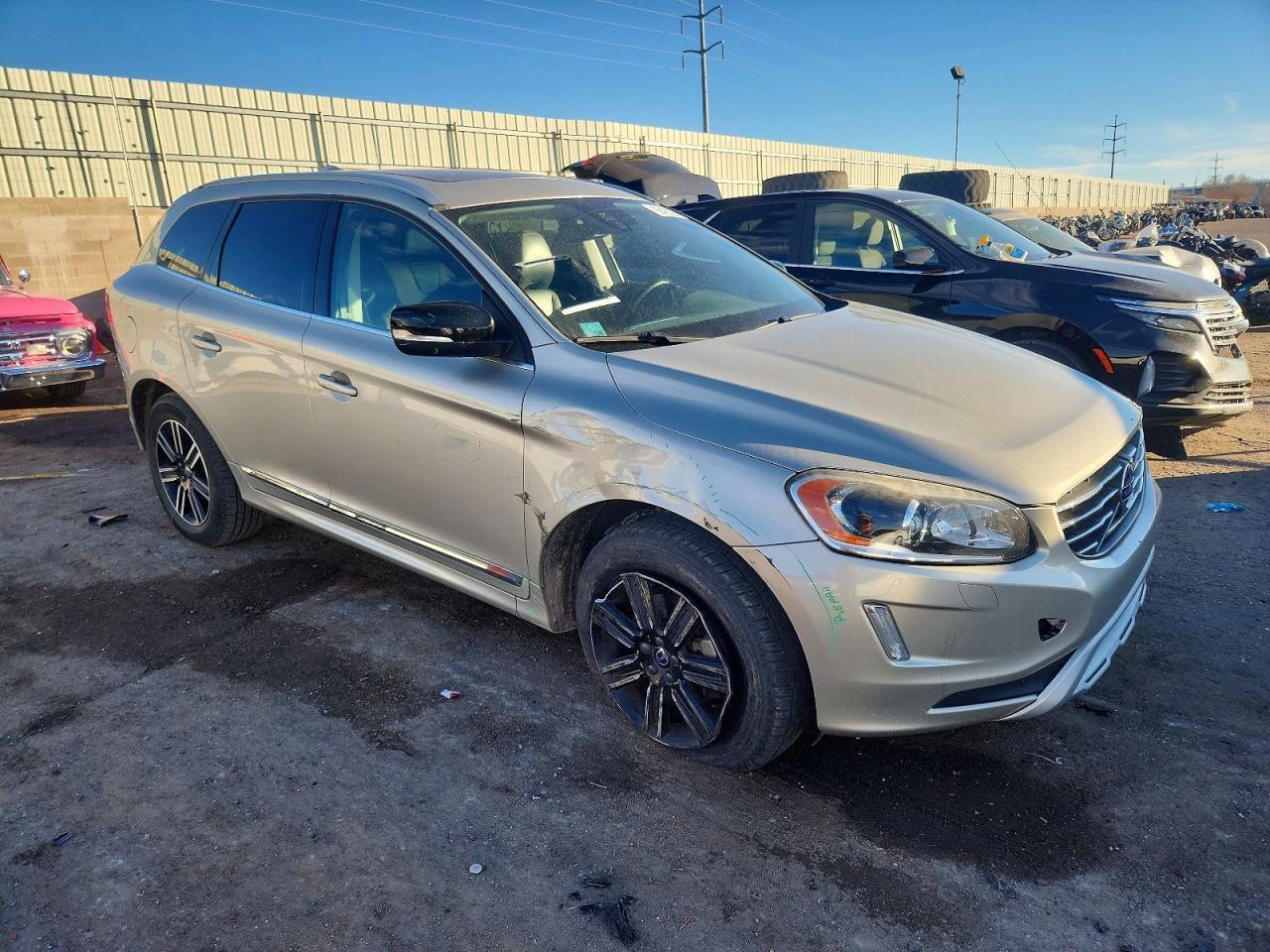 2017 Volvo Xc60 T5 Dynamic - Image 4