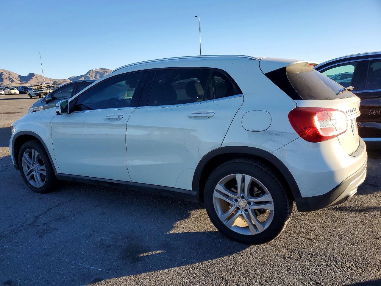 2017 Mercedes-Benz Gla 250 - Фото 2
