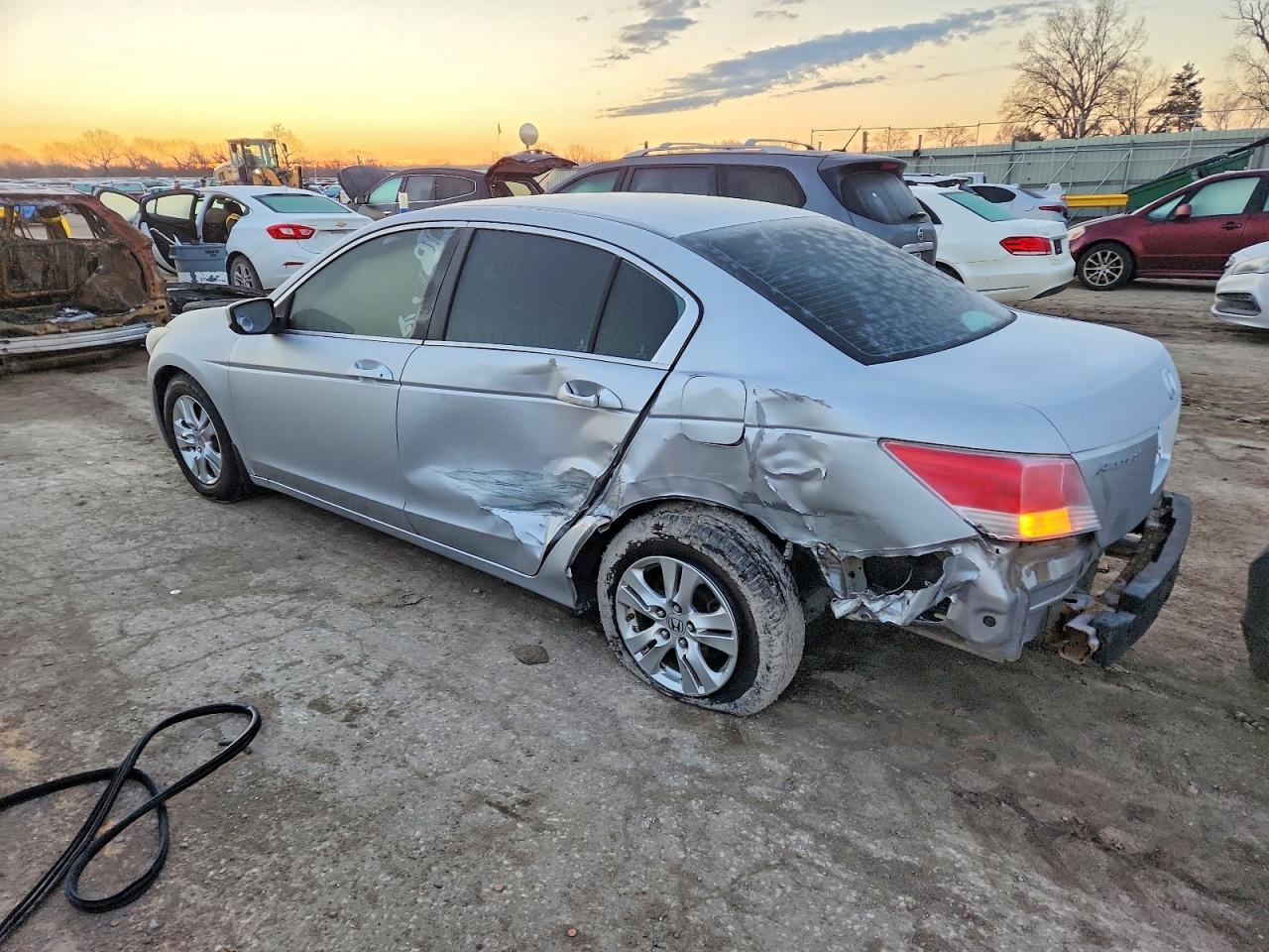 2010 Honda Accord Lxp - Фото 2