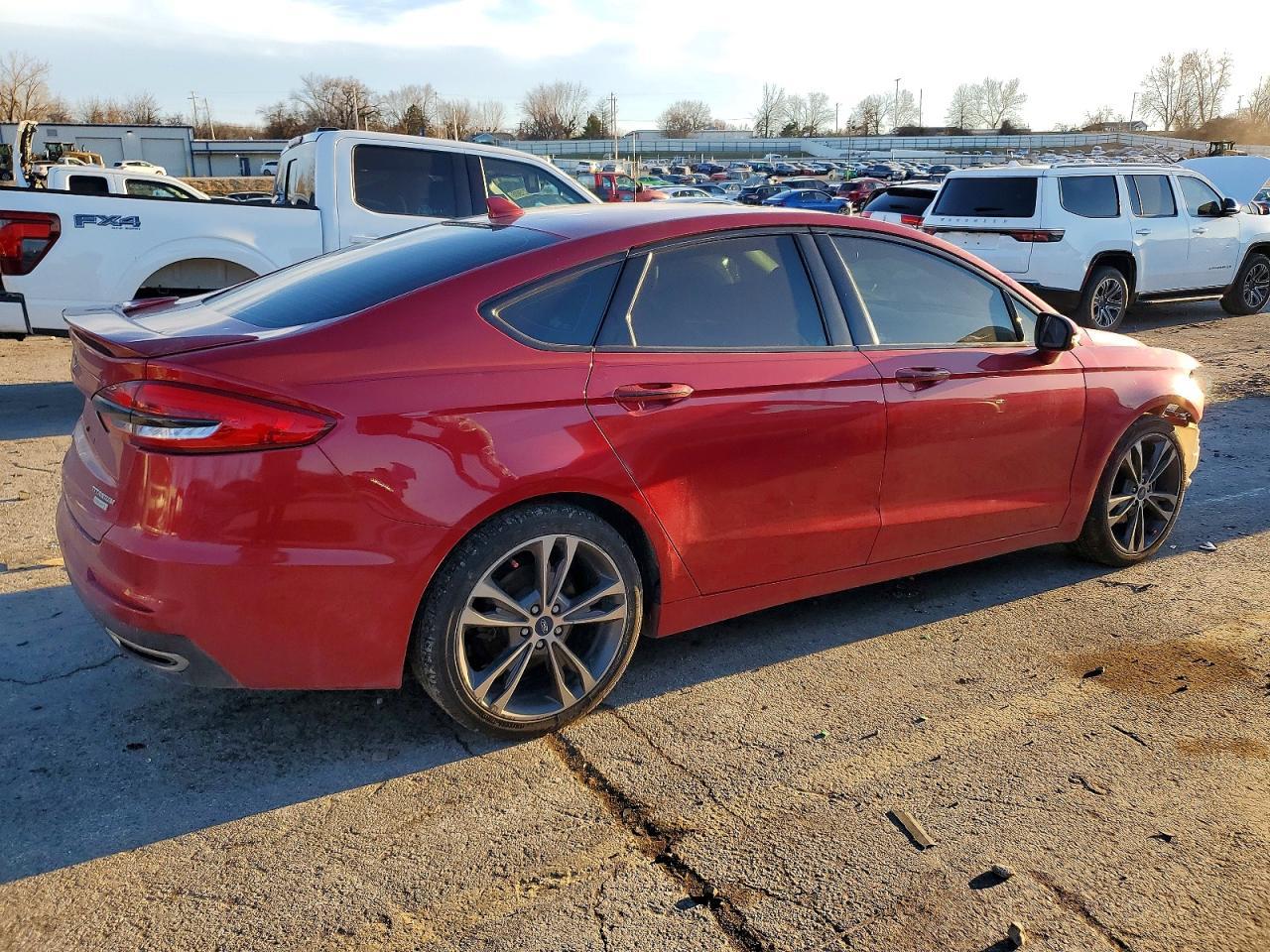 2020 Ford Fusion Titanium - Фото 3