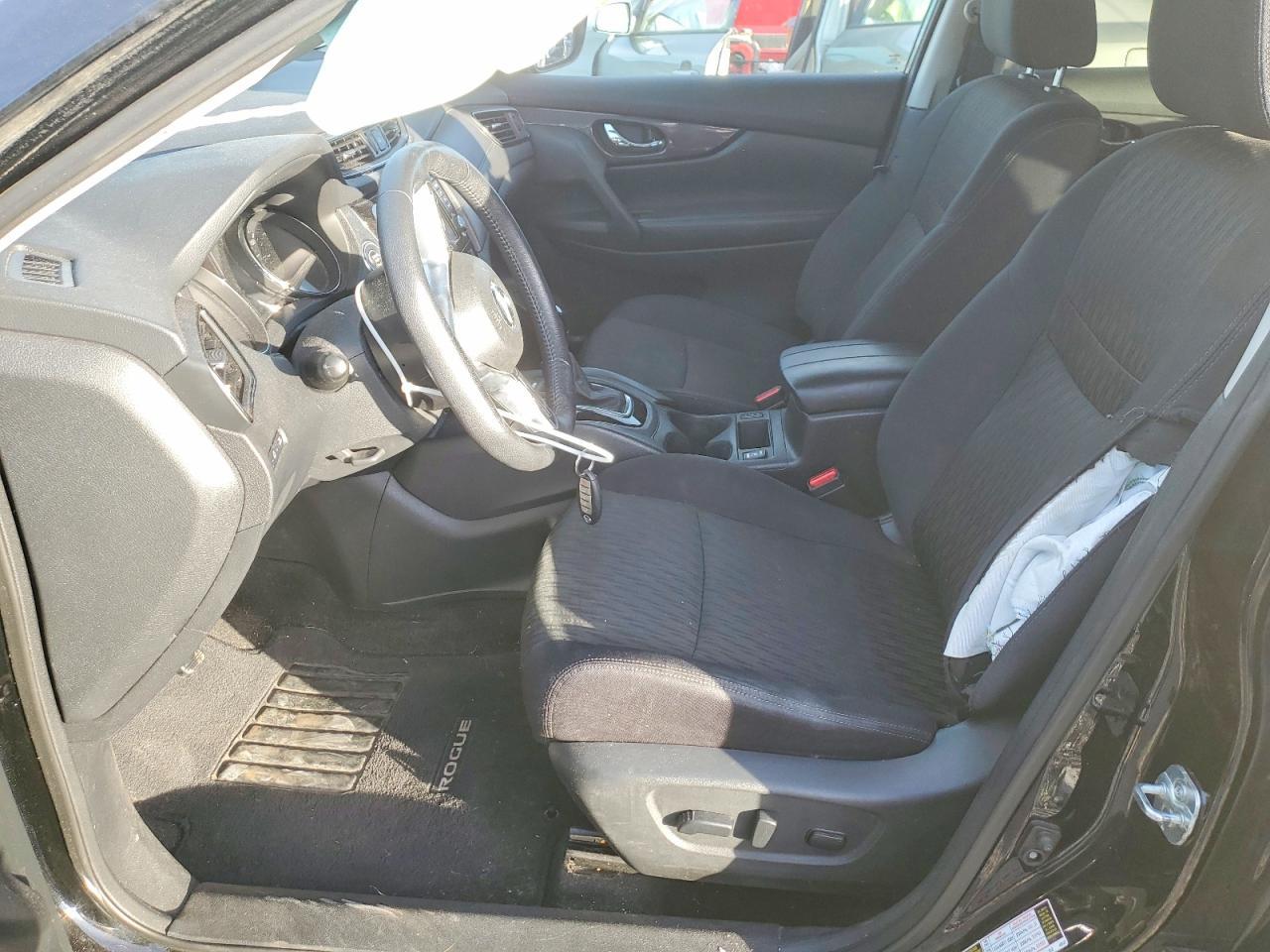 2019 Nissan Rogue S - Image 7