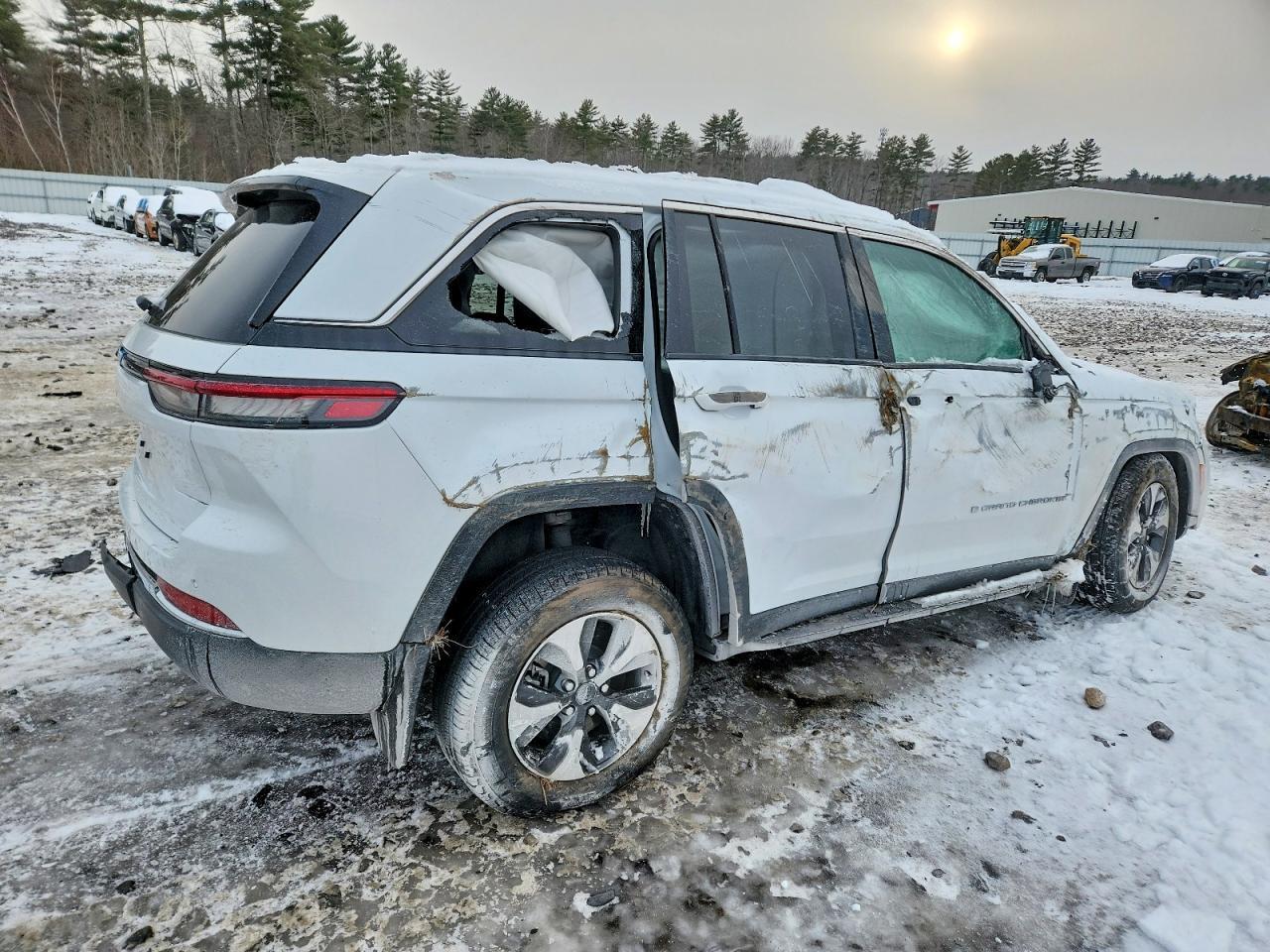 2025 Jeep Grand Cherokee 4Xe - Фото 3