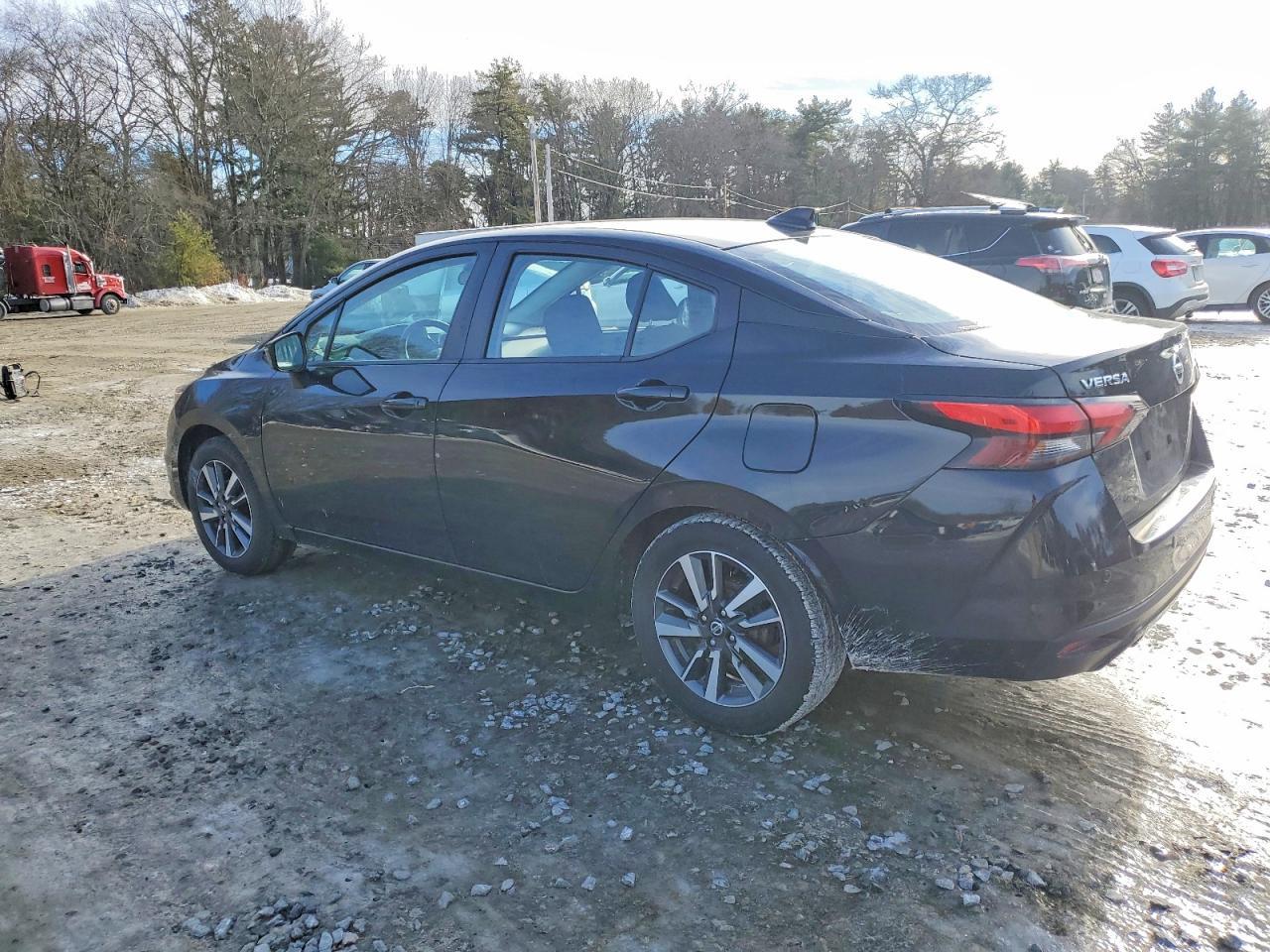 2021 Nissan Versa Sv - Image 2