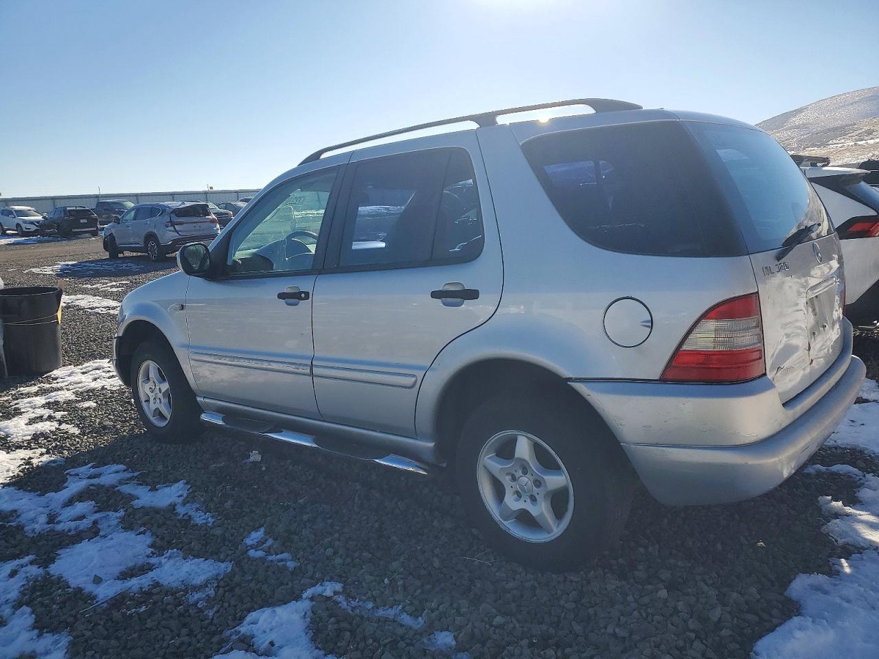 2000 Mercedes-Benz Ml 320 - Фото 2