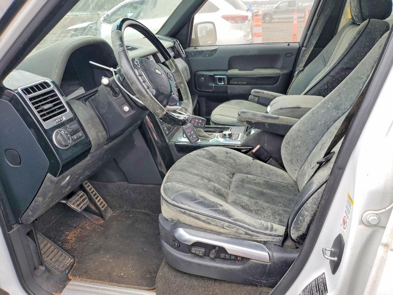 2012 Land Rover Range Rover Hse Luxury - Image 7