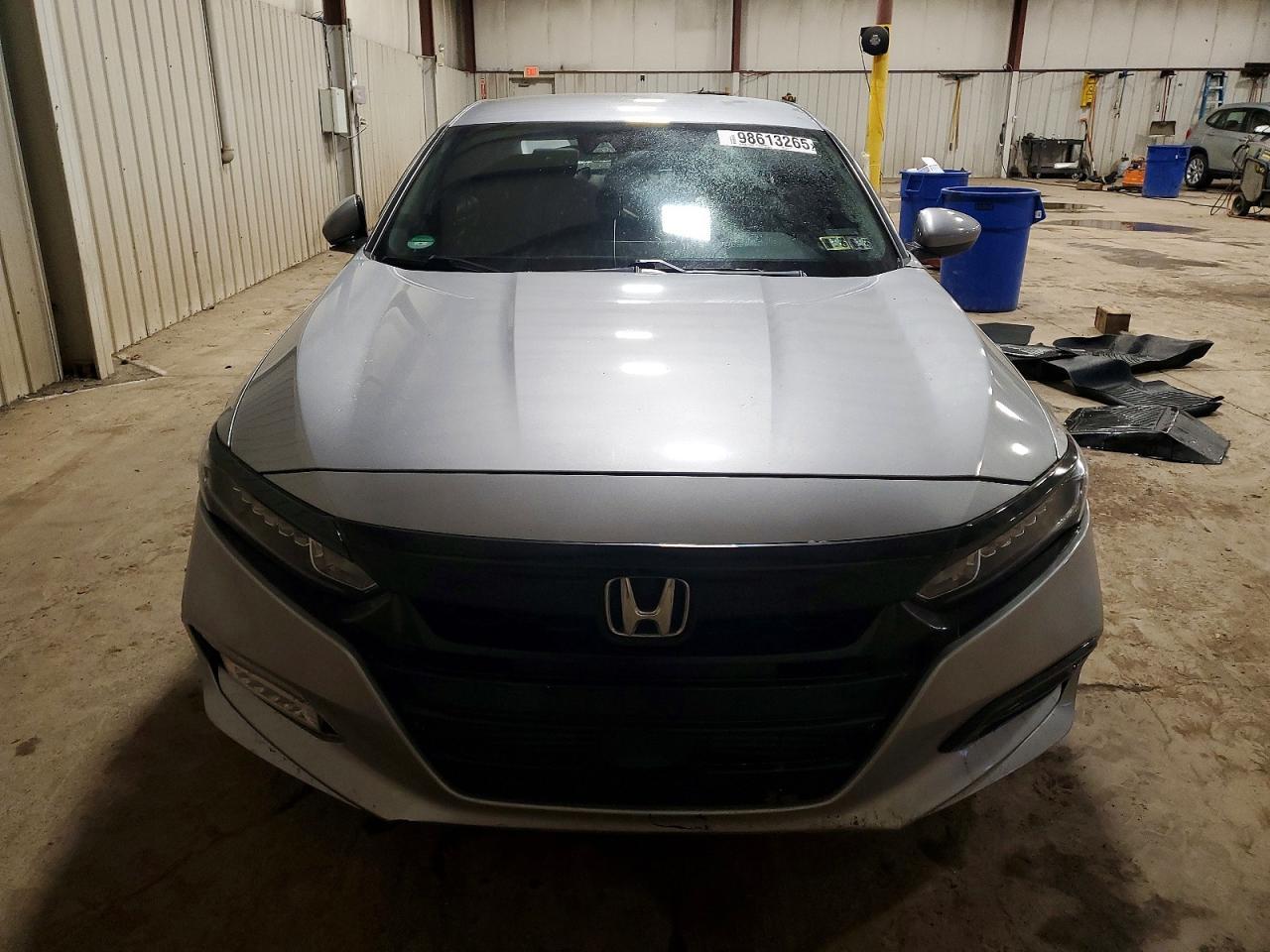 2018 Honda Accord Sport - Image 5