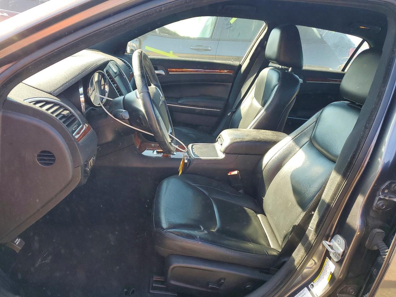2013 Chrysler 300 - Фото 7